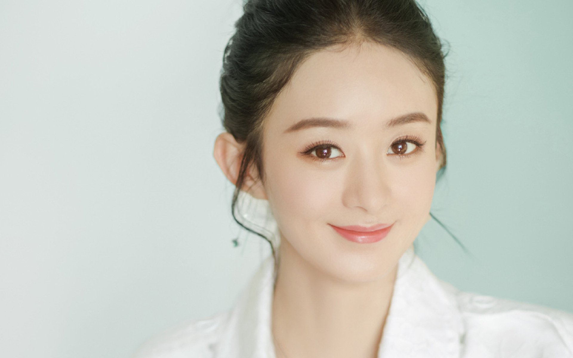 球场“天才少年”崭露头角，欧冠新锐崛起，欧冠青年人队