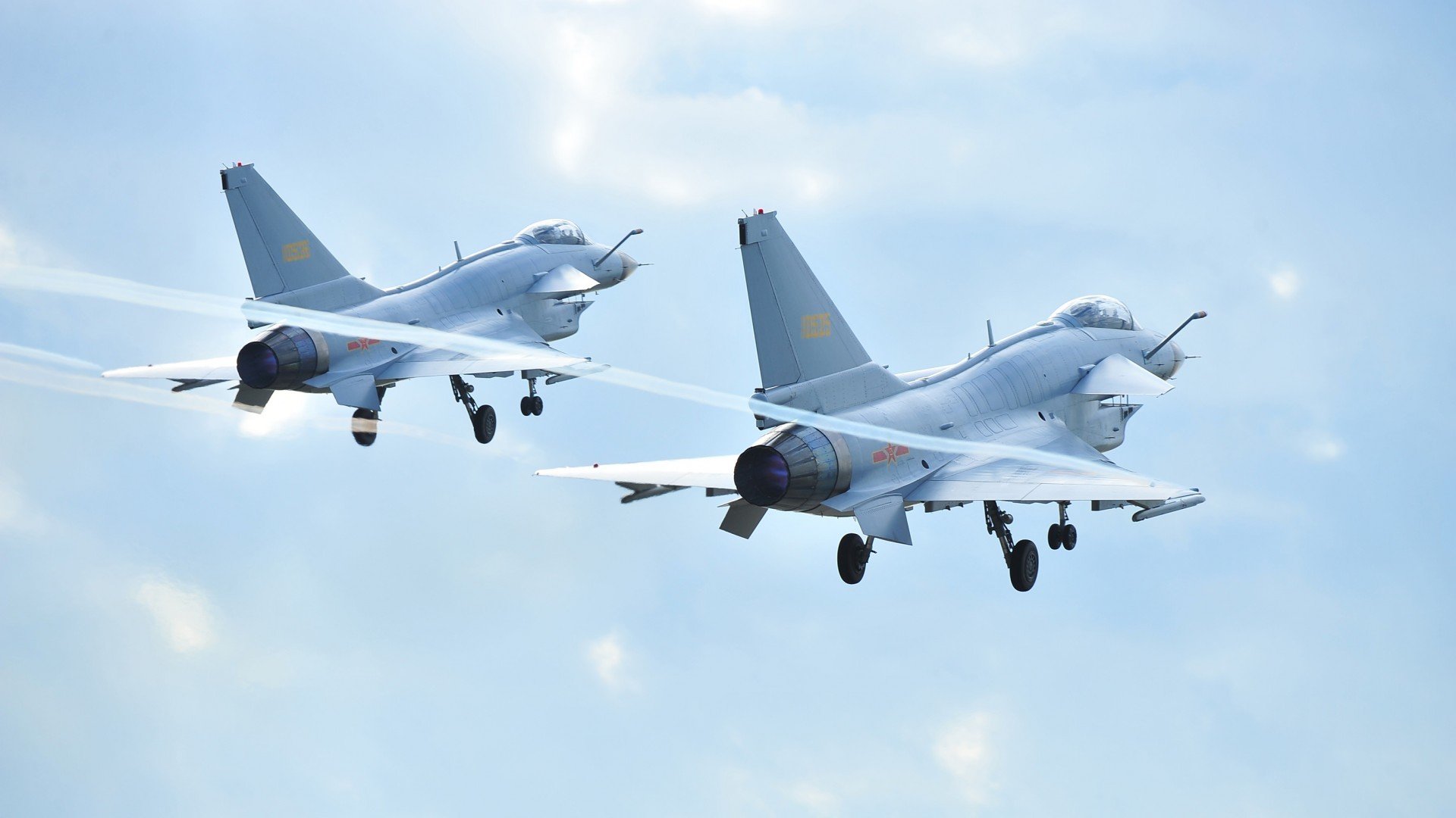 伊朗年轻球员表现抢眼,伊朗足球球员