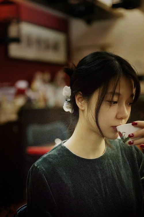 BSPORT APP-张雨霏与外教深度沟通提升表现，张雨霏霸气回应美国媒体